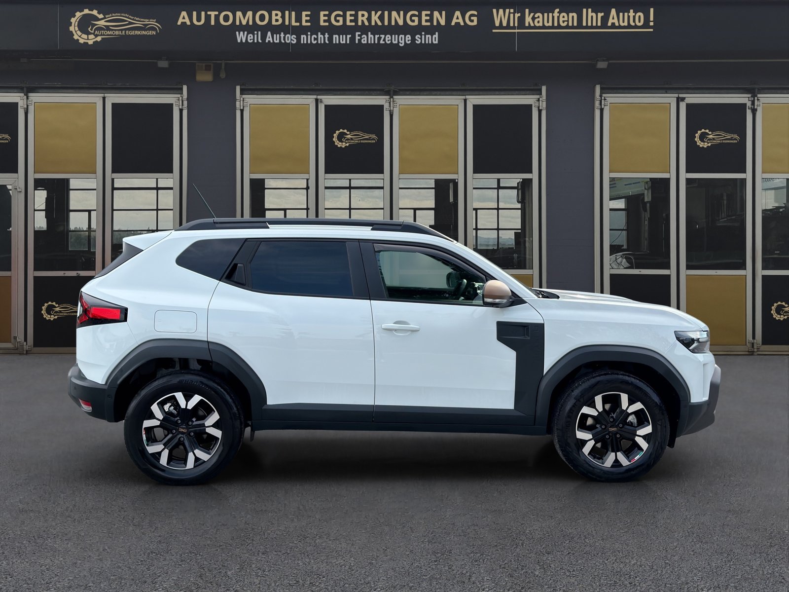 DACIA Duster 1.6 Hybrid Extreme 140, Voll-Hybrid Benzin/Elektro, Occasion / Gebraucht, Automatik - 5