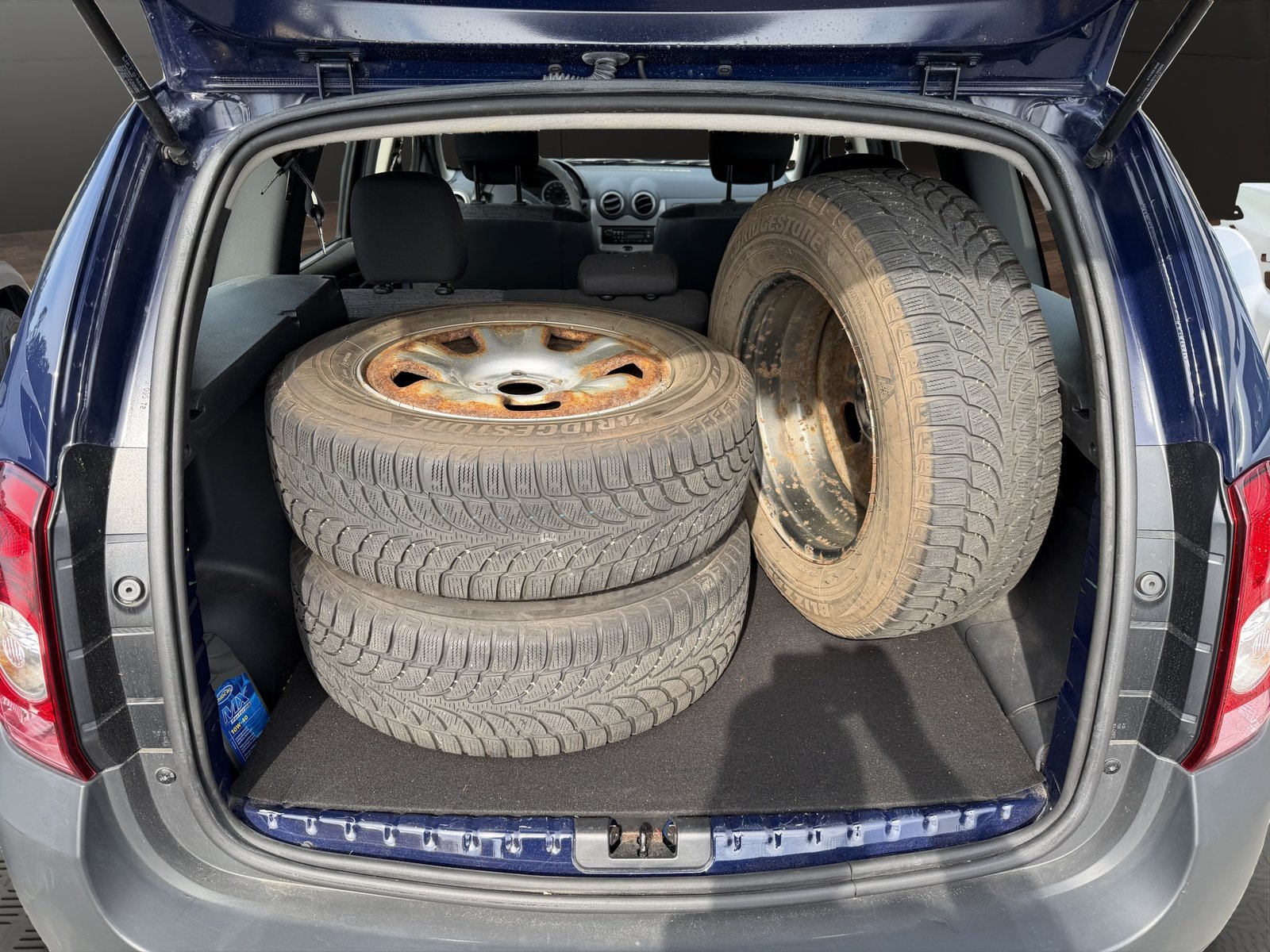 DACIA Duster 1.6 Ambiance 4x4, Essence, Occasion / Utilisé, Manuelle - 5
