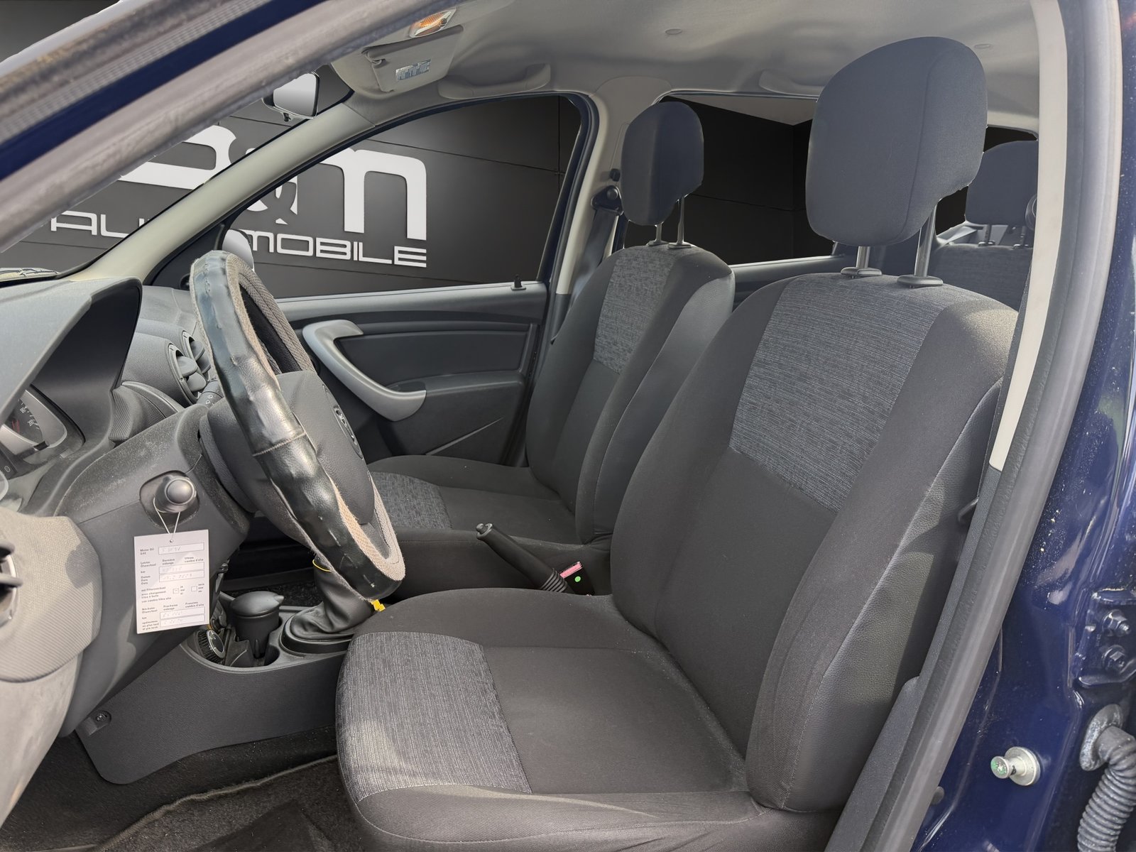 DACIA Duster 1.6 Ambiance 4x4, Essence, Occasion / Utilisé, Manuelle - 6