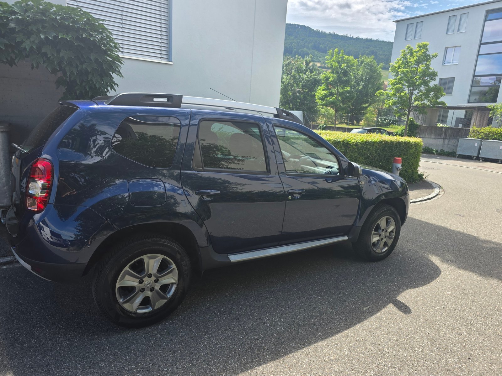 DACIA Duster 1.5 dCi Celebration 4x4, Diesel, Occasion / Gebraucht, Handschaltung - 4