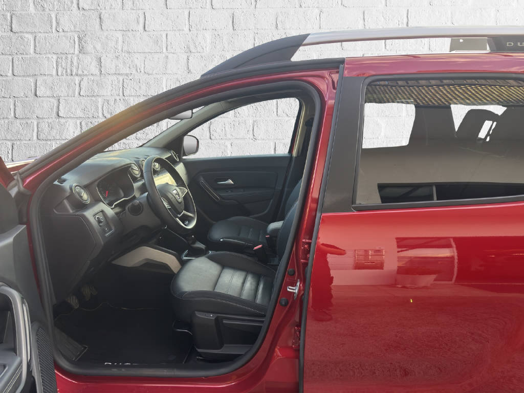 DACIA Duster Prestige TCe 150 4WD, Petrol, Second hand / Used, Manual - 6