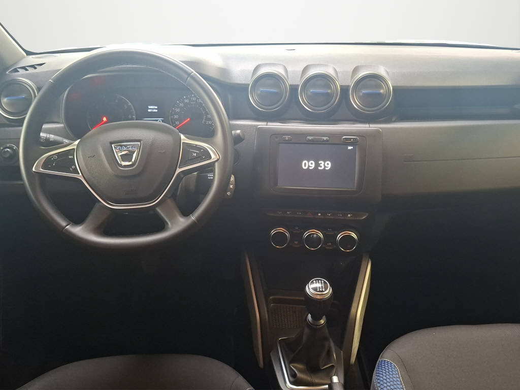 DACIA Duster 1.3 TCe 150 Celebration 4WD, Essence, Occasion / Utilisé, Manuelle - 6