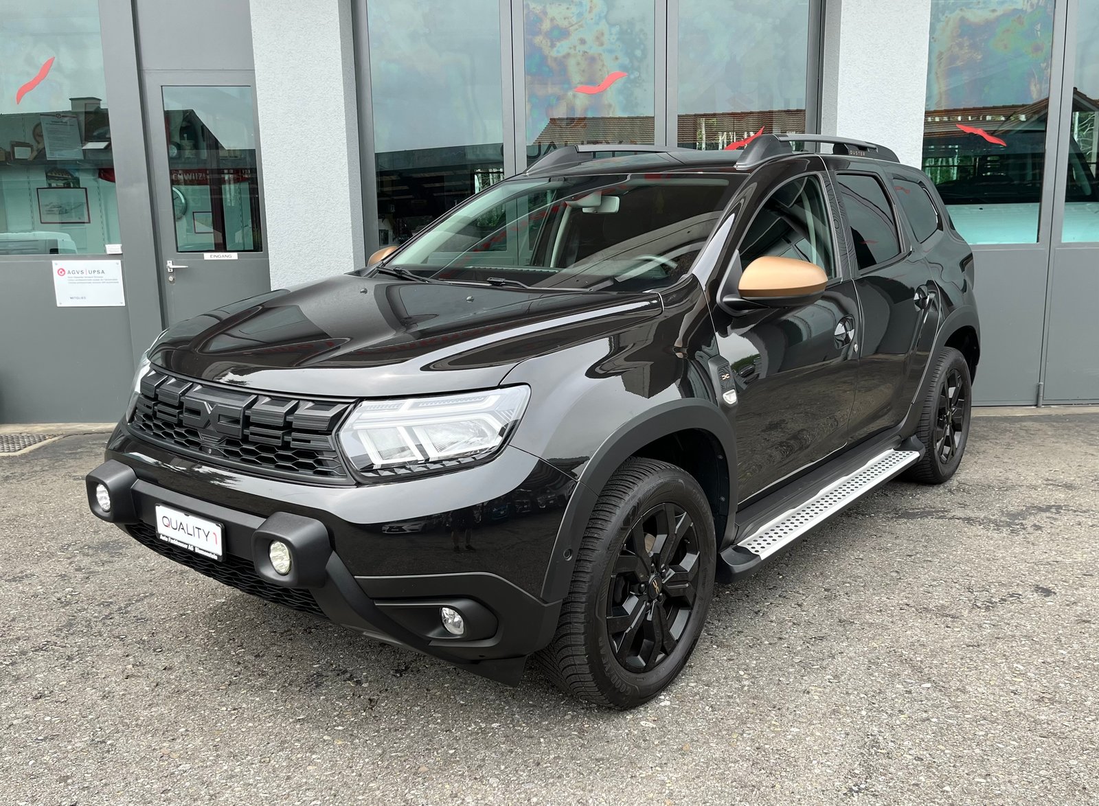 DACIA Duster TCe 150 Extreme 4x4, Benzin, Occasion / Gebraucht, Handschaltung - 3