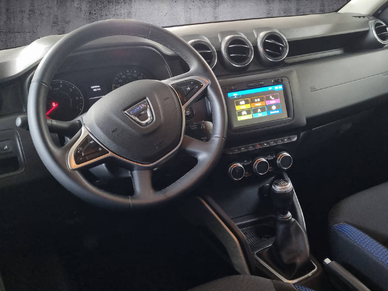 DACIA Duster 1.3 TCe 150 Celebration 4WD, Benzin, Occasion / Gebraucht, Handschaltung - 6