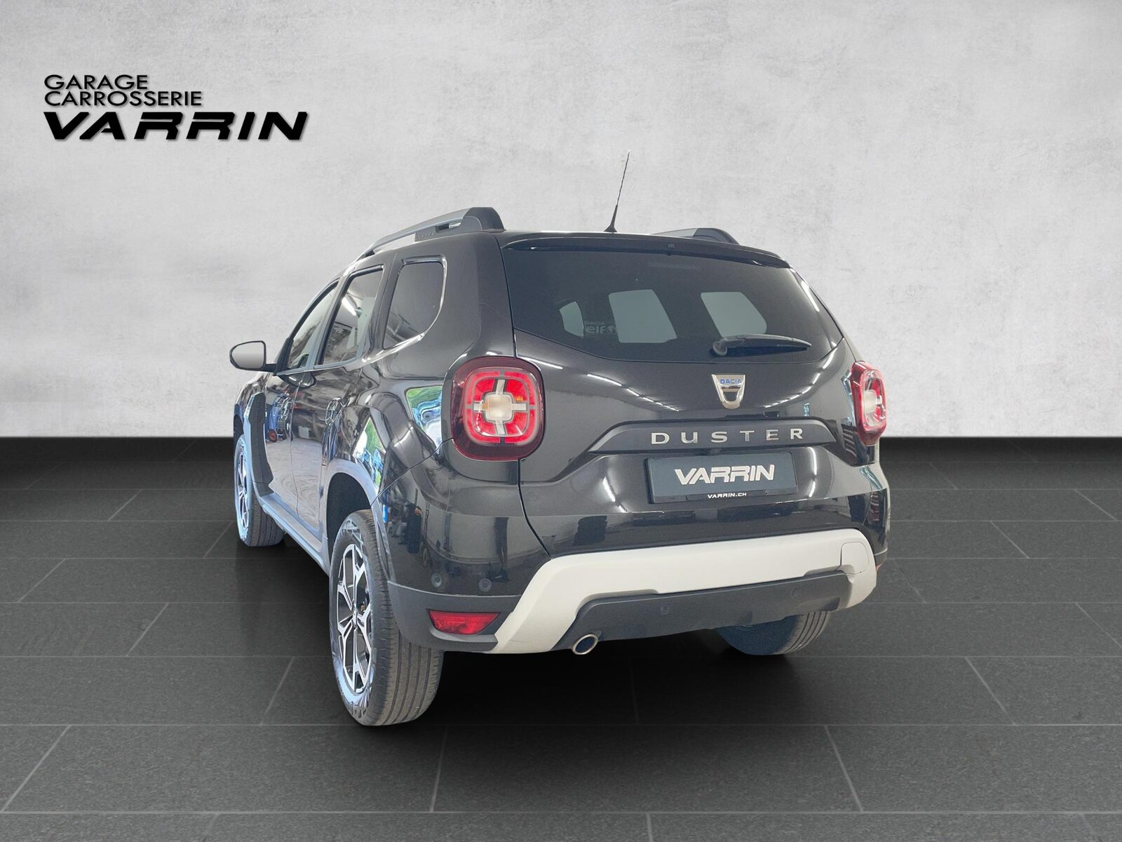 DACIA Duster 1.3 TCe Prestige 4WD, Petrol, Second hand / Used, Manual - 4