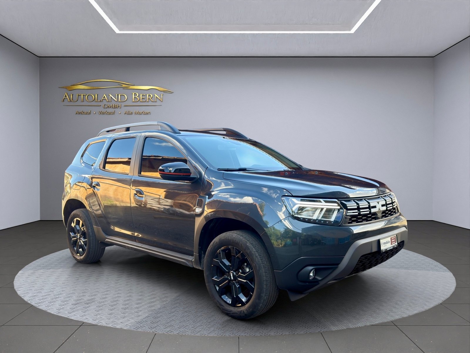 DACIA Duster TCe 150 SWISS EDITION Automatik, Petrol, Second hand / Used, Automatic - 2