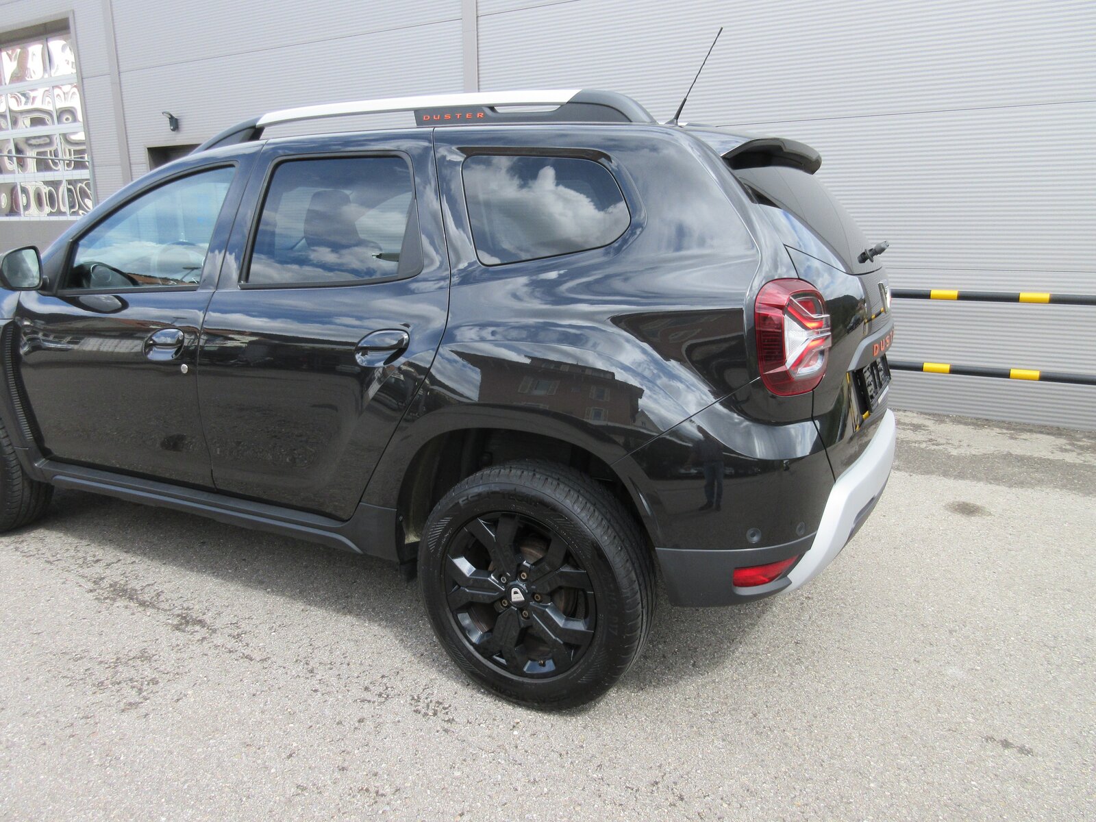 DACIA Duster TCe 150 Prestige EDC 4x2, Petrol, Second hand / Used, Automatic - 6
