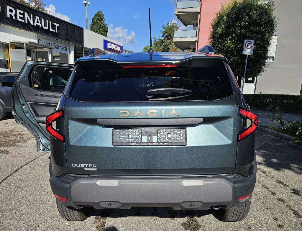 DACIA ALL-NEW DUSTER Extreme HYBRID, Voll-Hybrid Benzin/Elektro, Occasion / Gebraucht, Automatik - 2
