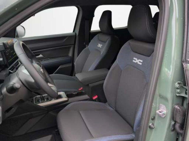 DACIA ALL-NEW DUSTER Extreme HYBRID, Voll-Hybrid Benzin/Elektro, Occasion / Gebraucht, Automatik - 5