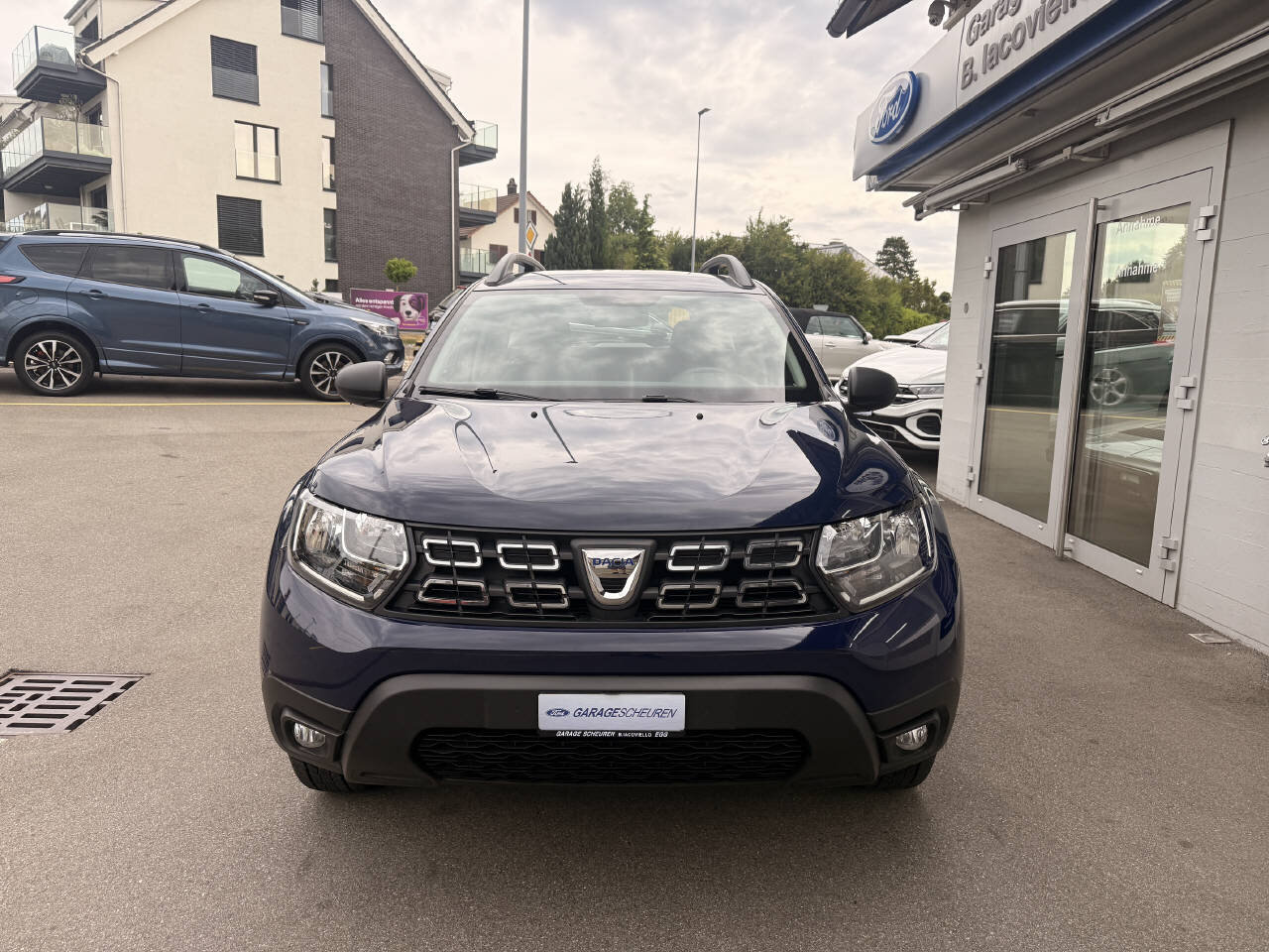 DACIA Duster 1.6 Comfort, Petrol, Second hand / Used, Manual - 2