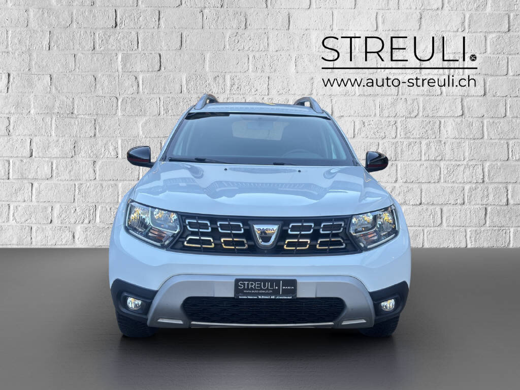DACIA Duster 1.6 Ultimate 4WD, Benzin, Occasion / Gebraucht, Handschaltung - 2
