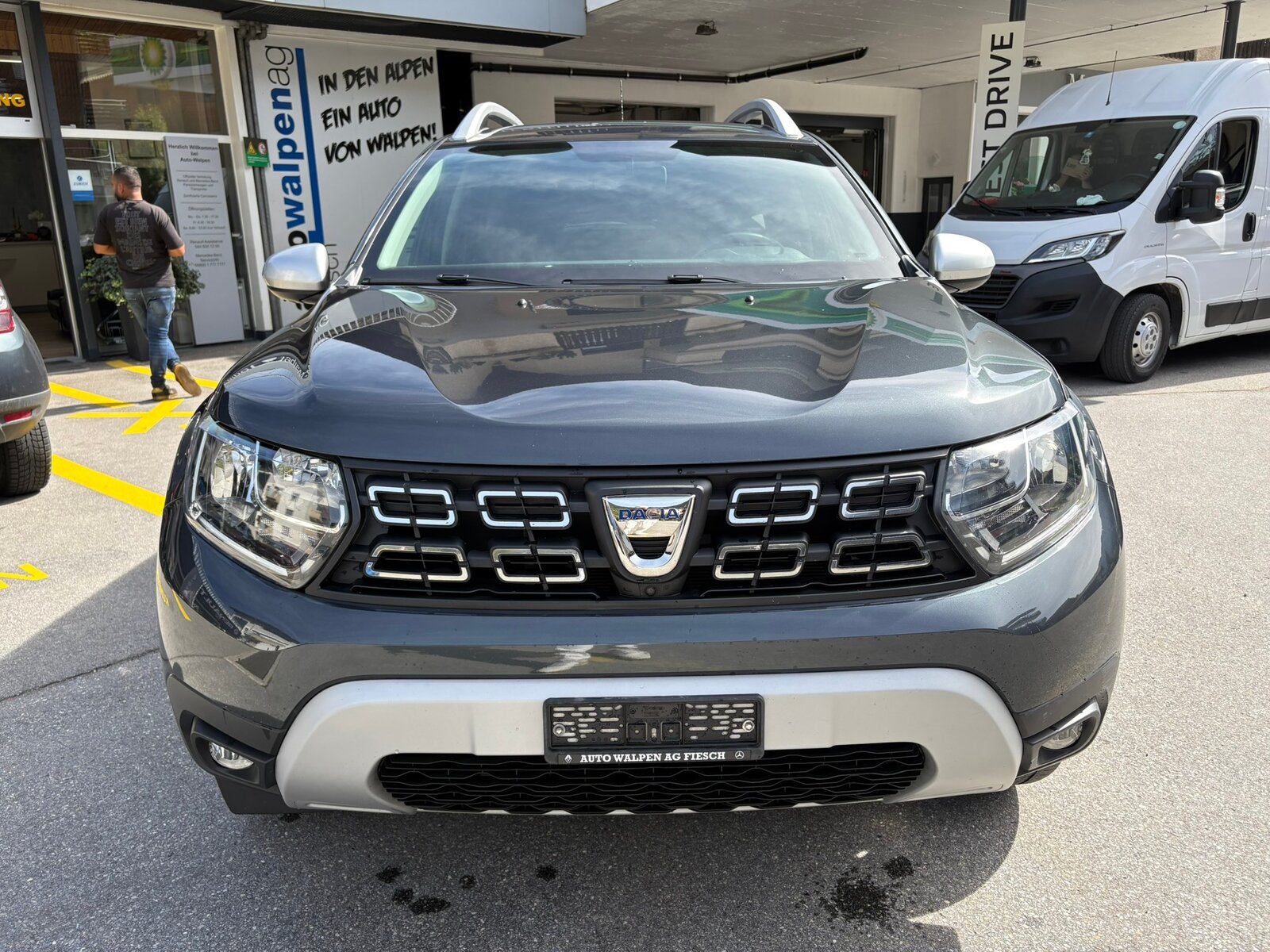 DACIA Duster dCi 115 Prestige 4x4, Diesel, Occasion / Gebraucht, Handschaltung - 2