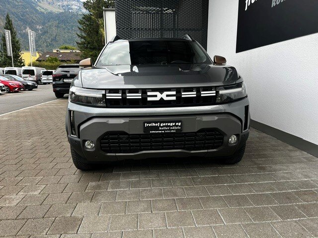 DACIA Duster 1.2 TCe Extreme 4WD, Mild-Hybrid Petrol/Electric, Second hand / Used, Manual - 4