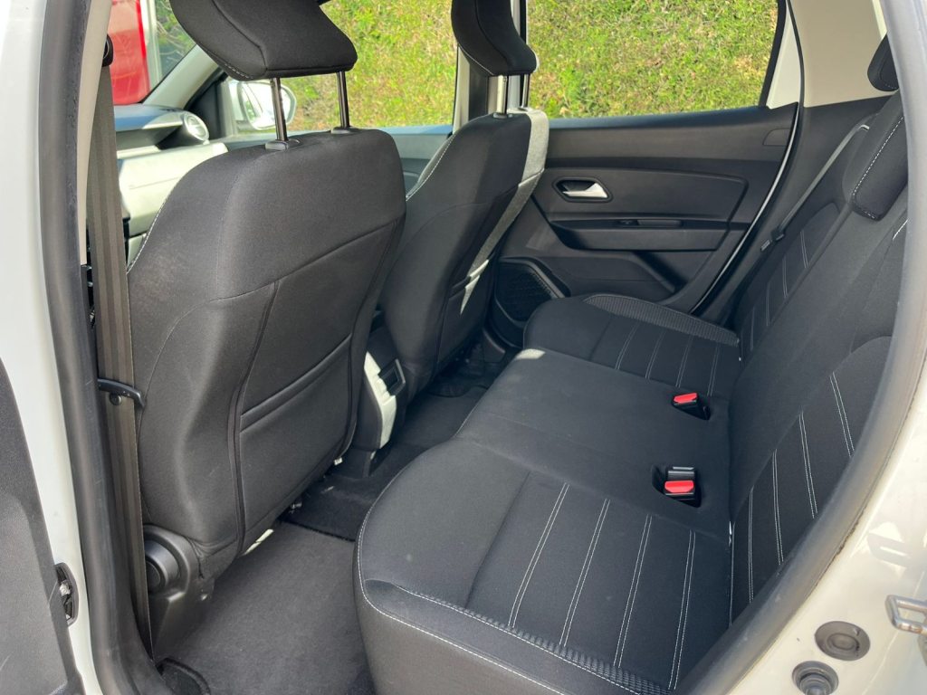 DACIA DUSTER 1.3 TCe 150 Prestige EDC, Essence, Occasion / Utilisé, Automatique - 3