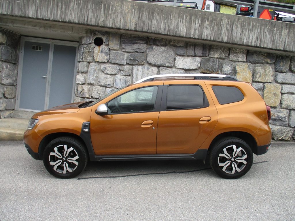DACIA 1.6 Prestige 4WD, Petrol, Second hand / Used, Manual - 2