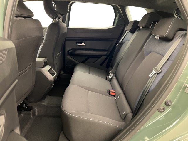 DACIA Duster 1.6 Hybrid Expression, Full-Hybrid Petrol/Electric, Ex-demonstrator, Automatic - 7