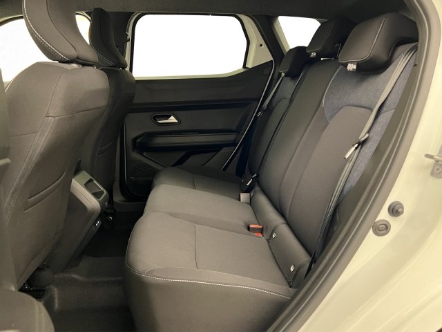 DACIA Duster 1.6 Hybrid Journey, Full-Hybrid Petrol/Electric, Ex-demonstrator, Automatic - 6