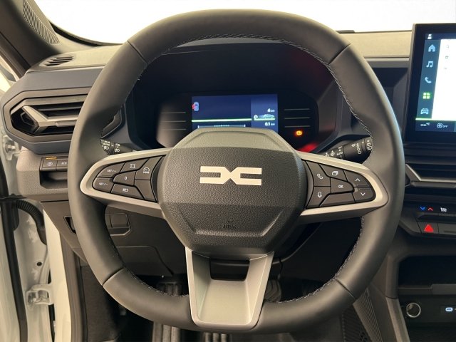 DACIA Duster 1.6 Hybrid Journey, Full-Hybrid Petrol/Electric, Ex-demonstrator, Automatic - 7