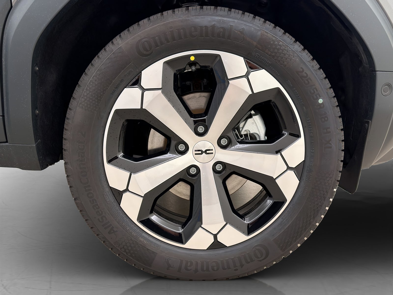 DACIA Duster 1.2 Hybrid Journey 4WD, Full-Hybrid Petrol/Electric, Ex-demonstrator, Automatic - 6