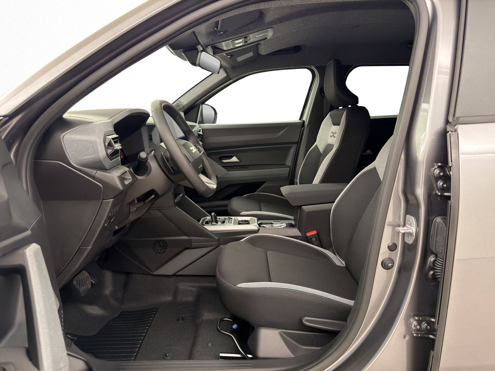 DACIA Duster 1.2 Hybrid Journey 4WD, Full-Hybrid Petrol/Electric, Ex-demonstrator, Automatic - 7