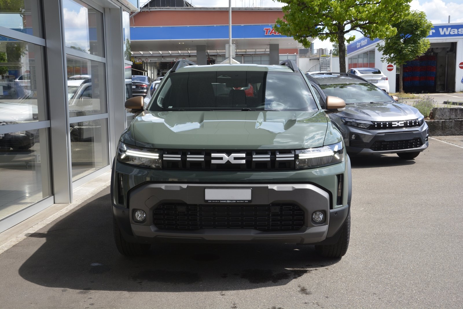 DACIA DUSTER extreme hybrid 155, Full-Hybrid Petrol/Electric, Ex-demonstrator, Automatic - 2