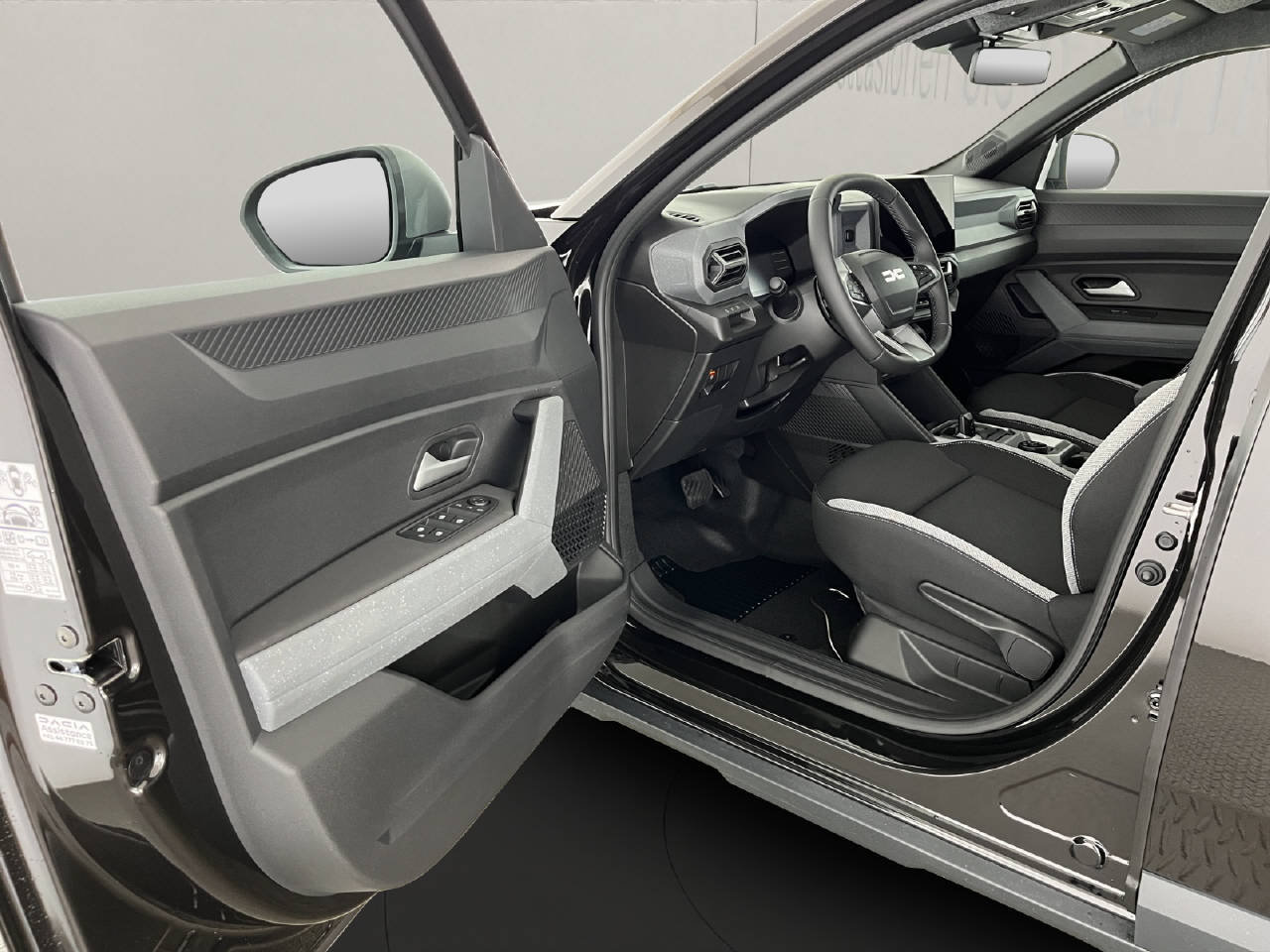 DACIA Duster 1.2 Hybrid Journey 4WD, Full-Hybrid Petrol/Electric, Ex-demonstrator, Automatic - 7