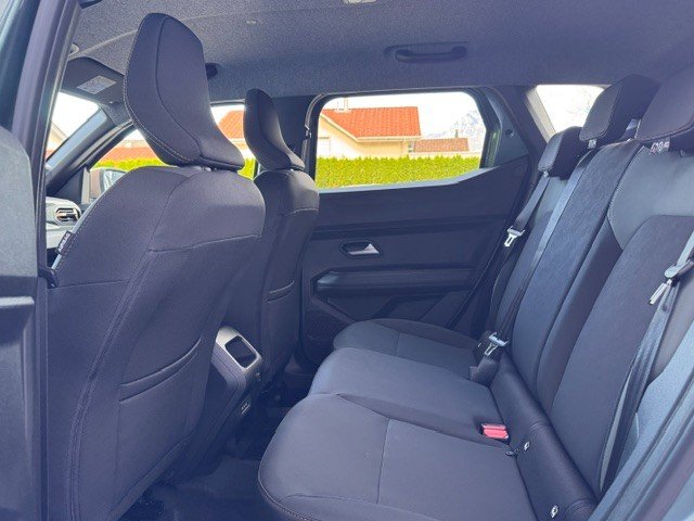 DACIA DUSTER extreme mild hybrid 130 4x4, Hybride Léger Essence/Électricité, Voiture nouvelle, Manuelle - 7