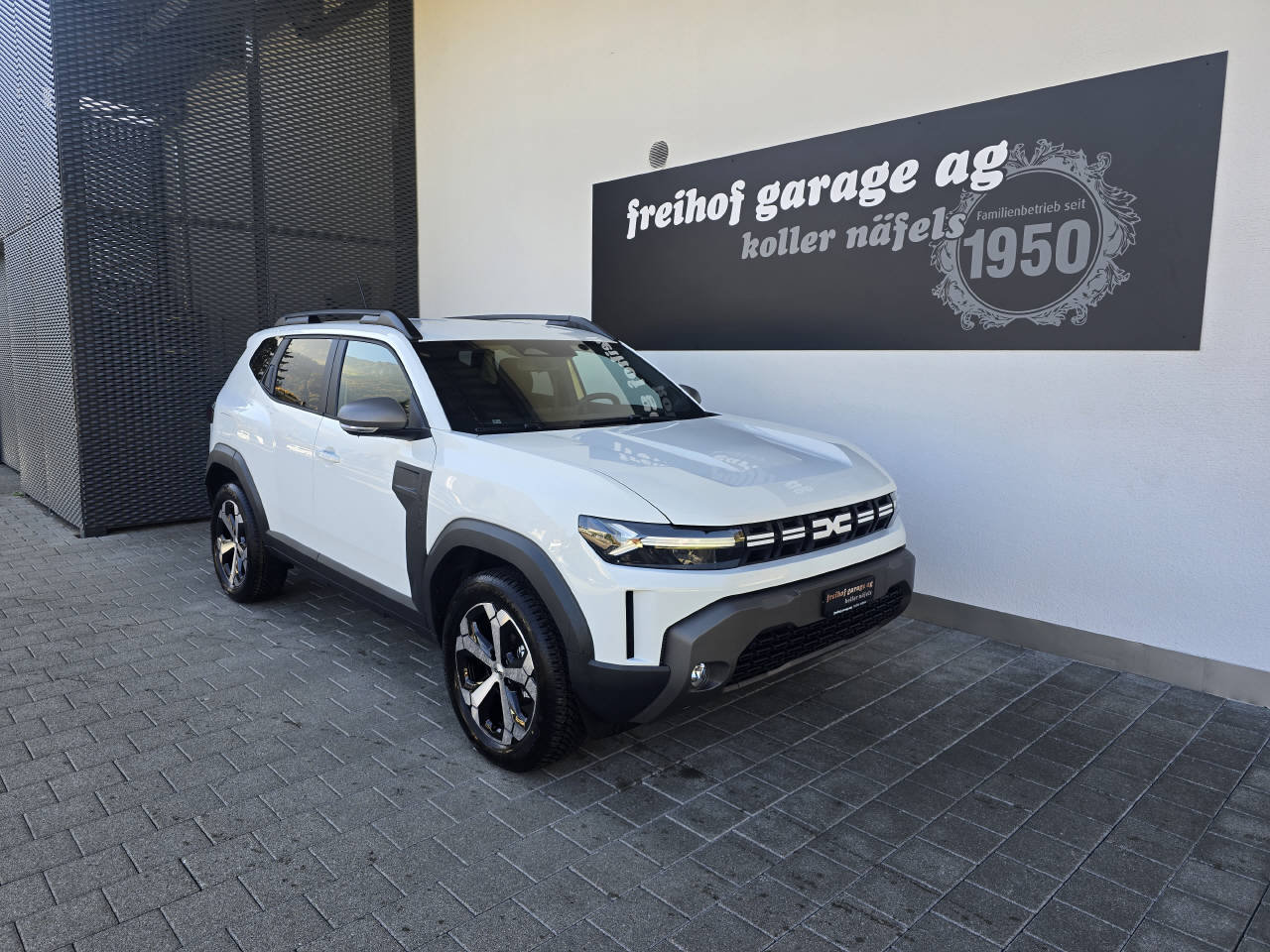 DACIA Duster 1.2 TCe Journey 4WD, Hybride Leggero Benzina/Elettrica, Auto nuove, Manuale