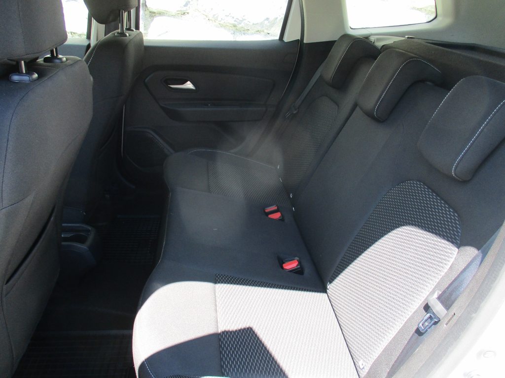 DACIA Duster 1.3 TCe Comfort 4WD, Essence, Occasion / Utilisé, Manuelle - 6