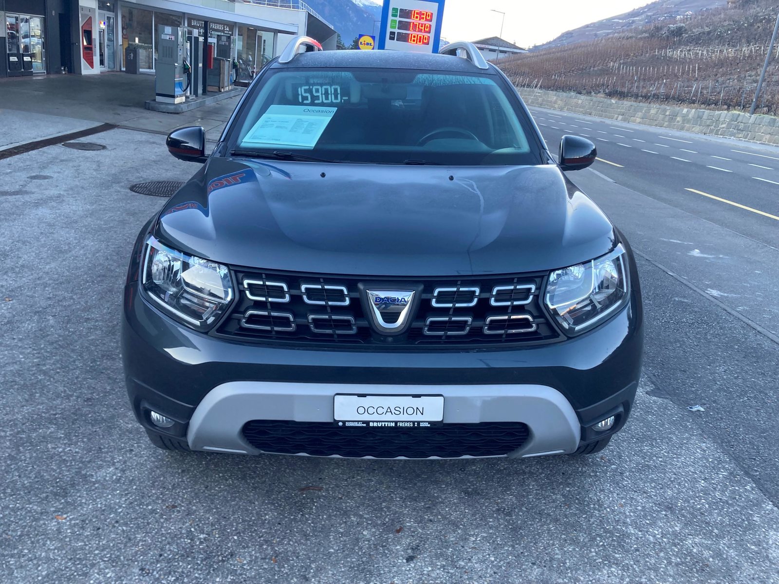 DACIA Duster 1.6 Ultimate 4WD, Benzina, Occasioni / Usate, Manuale - 2