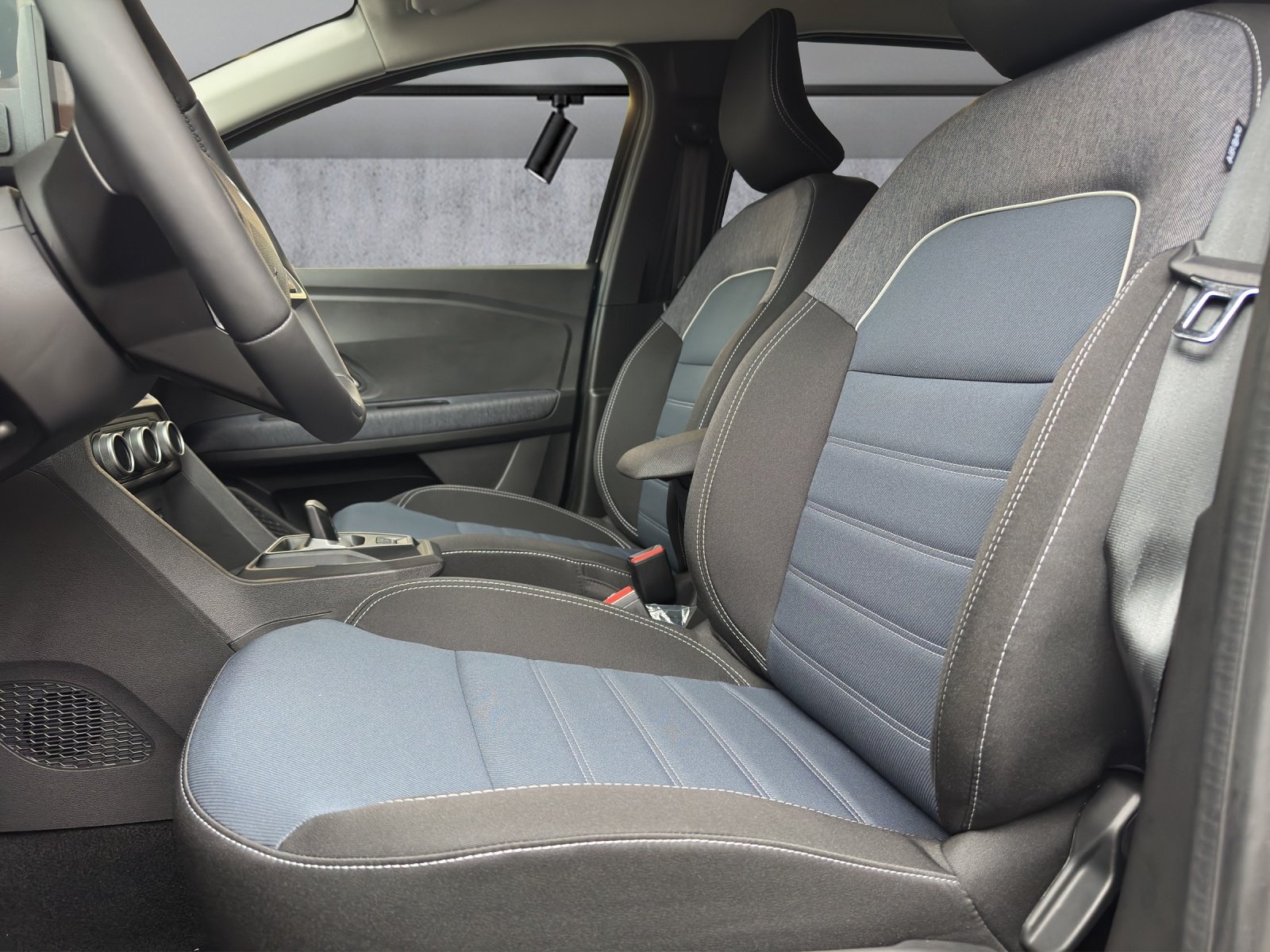 DACIA Jogger HEV 155 Journey, Petrol, New car, Automatic - 6