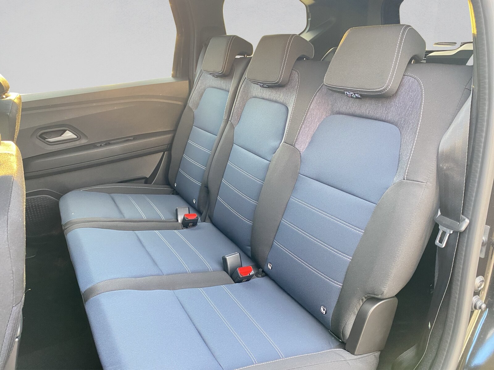 DACIA Jogger HEV 155 Journey, Petrol, New car - 7
