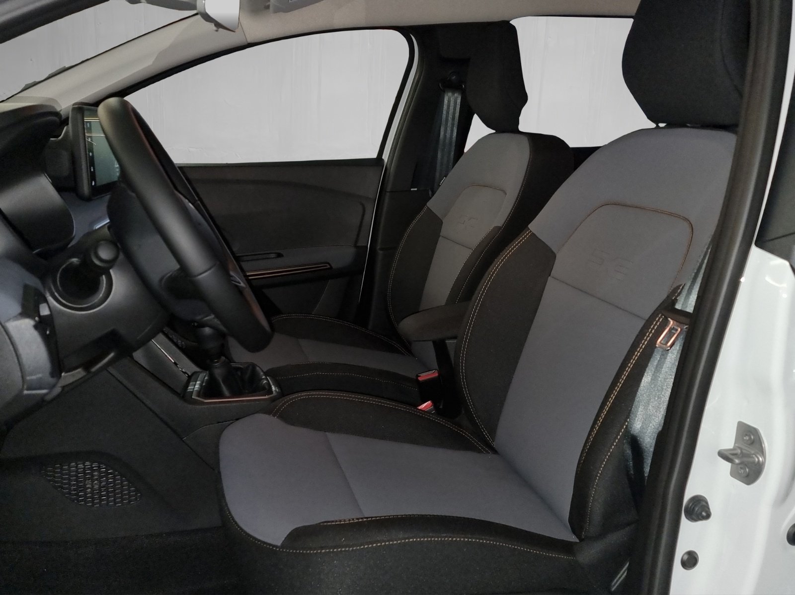 DACIA Jogger 1.0 TCe Extreme 7 Plätze, Benzin, Handschaltung - 7