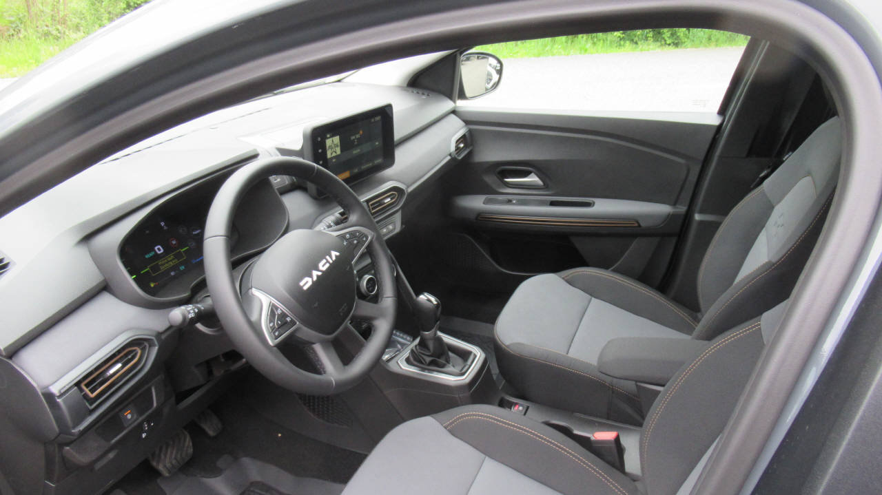 DACIA Jogger 1.6 Hybrid Extreme, Full-Hybrid Petrol/Electric, New car, Automatic - 5