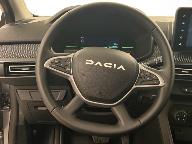 DACIA Jogger 1.6 Hybrid Expression 7 Plätze, Hybride Intégral Essence/Électricité, Voiture nouvelle, Automatique - 7
