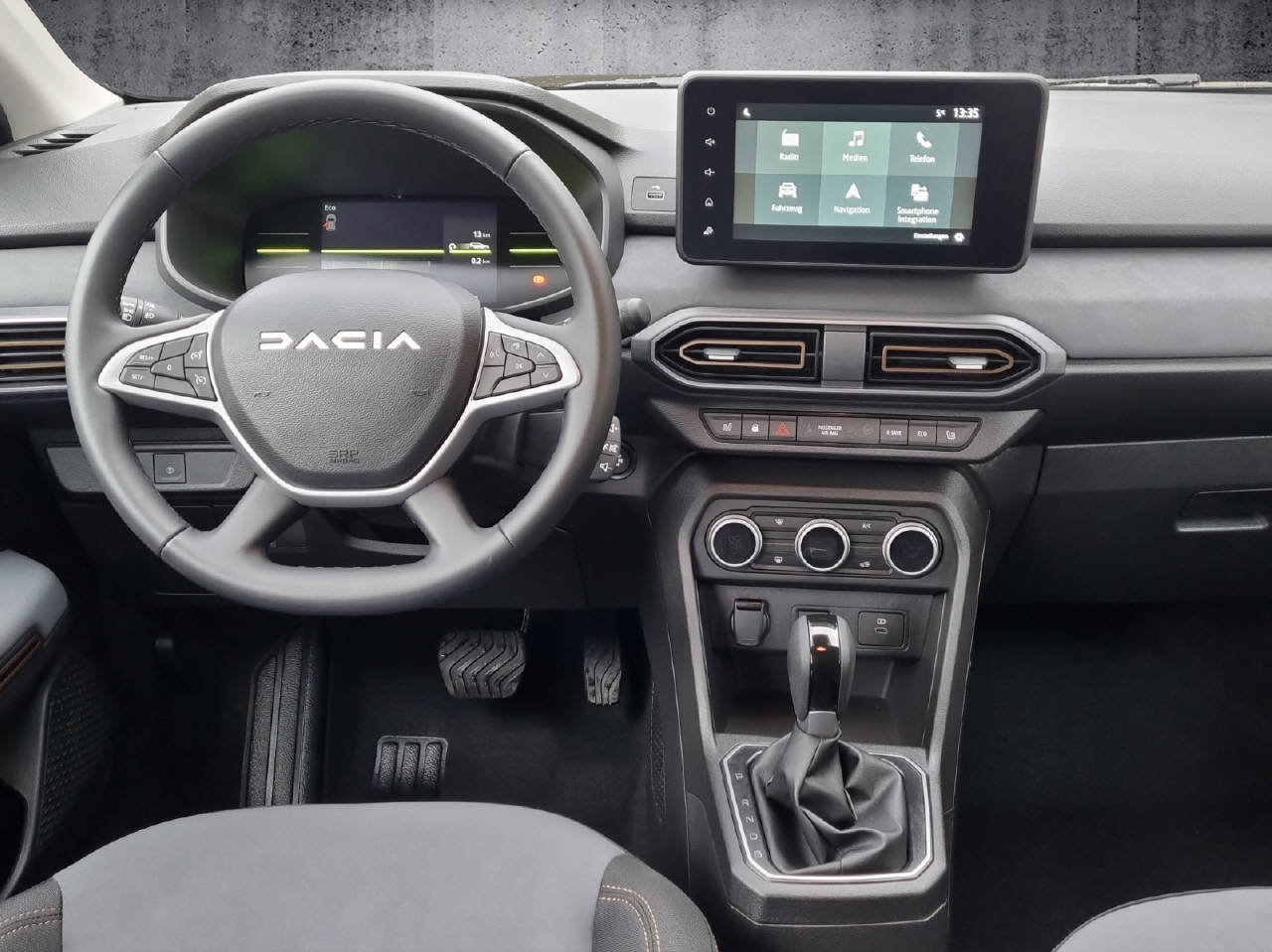 DACIA Jogger extreme hybrid 140 7-Plätzer, Hybride Intégral Essence/Électricité, Voiture nouvelle, Automatique - 7