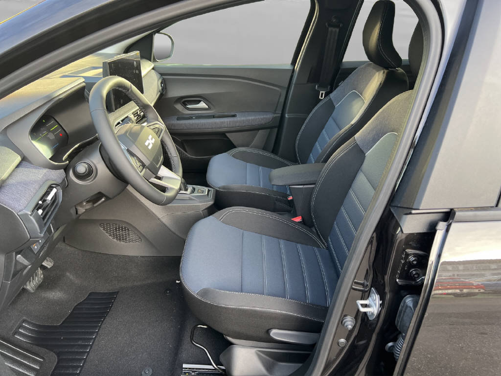 DACIA Jogger 1.8 Hybrid Journey, Full-Hybrid Petrol/Electric, New car, Automatic - 4