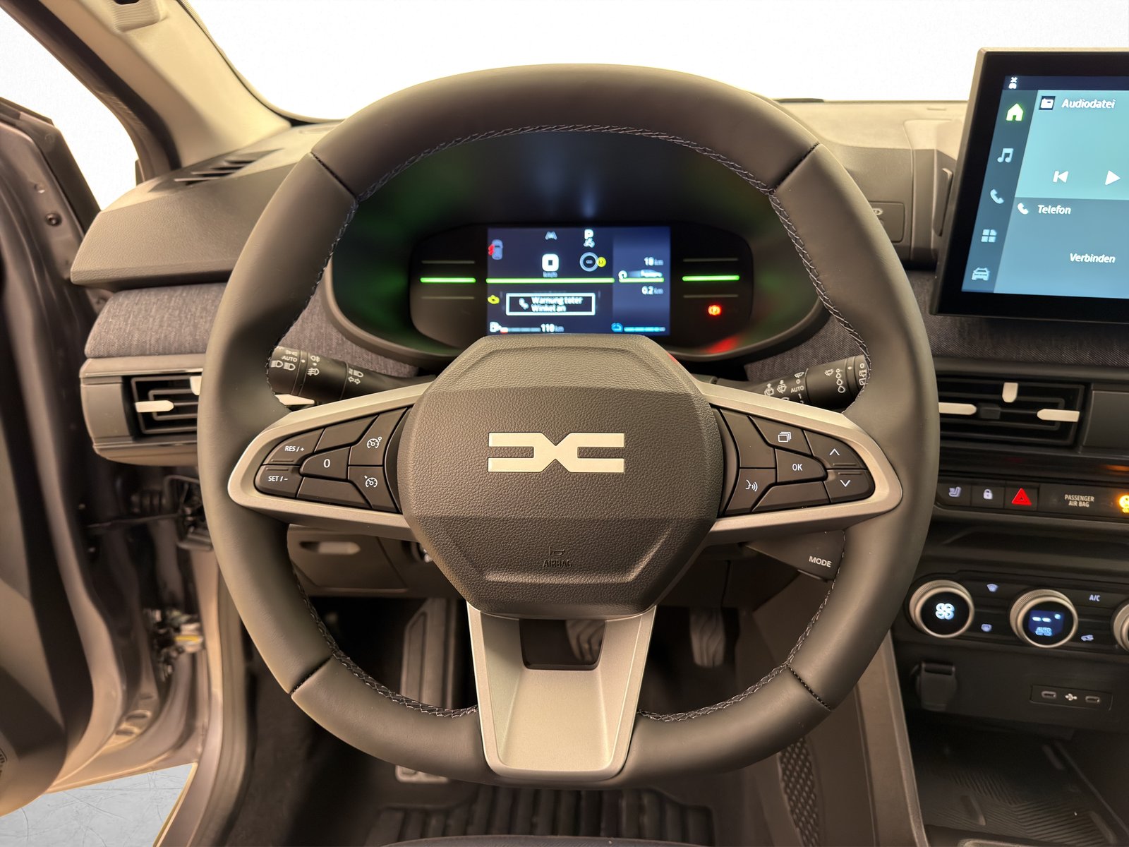 DACIA Jogger 1.8 Hybrid Journey, Voll-Hybrid Benzin/Elektro, Neuwagen, Automatik - 6