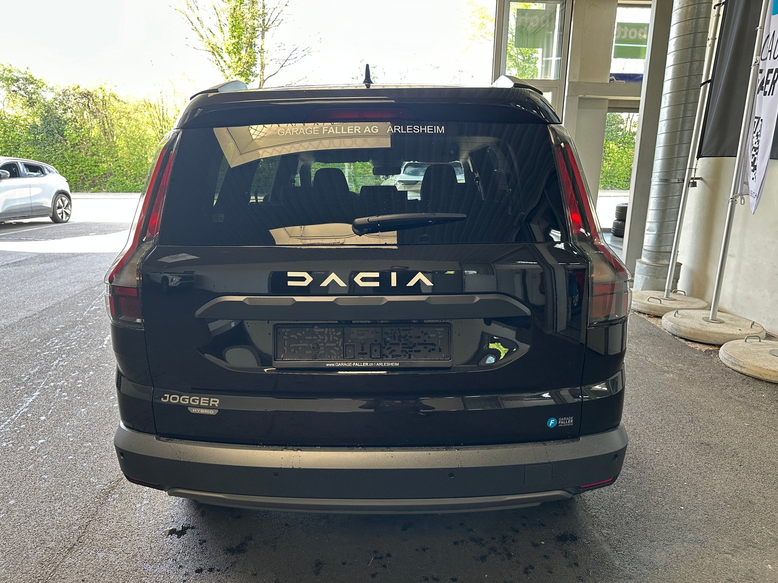 DACIA Jogger journey hybrid 155 7-Plätzer, Voll-Hybrid Benzin/Elektro, Neuwagen, Automatik - 3
