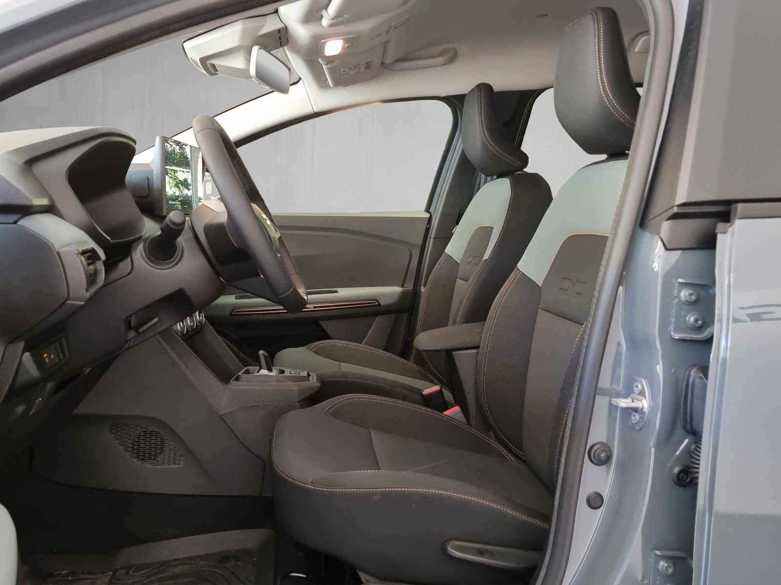 DACIA Jogger 1.8 Hybrid Extreme, Voll-Hybrid Benzin/Elektro, Neuwagen, Automatik - 7