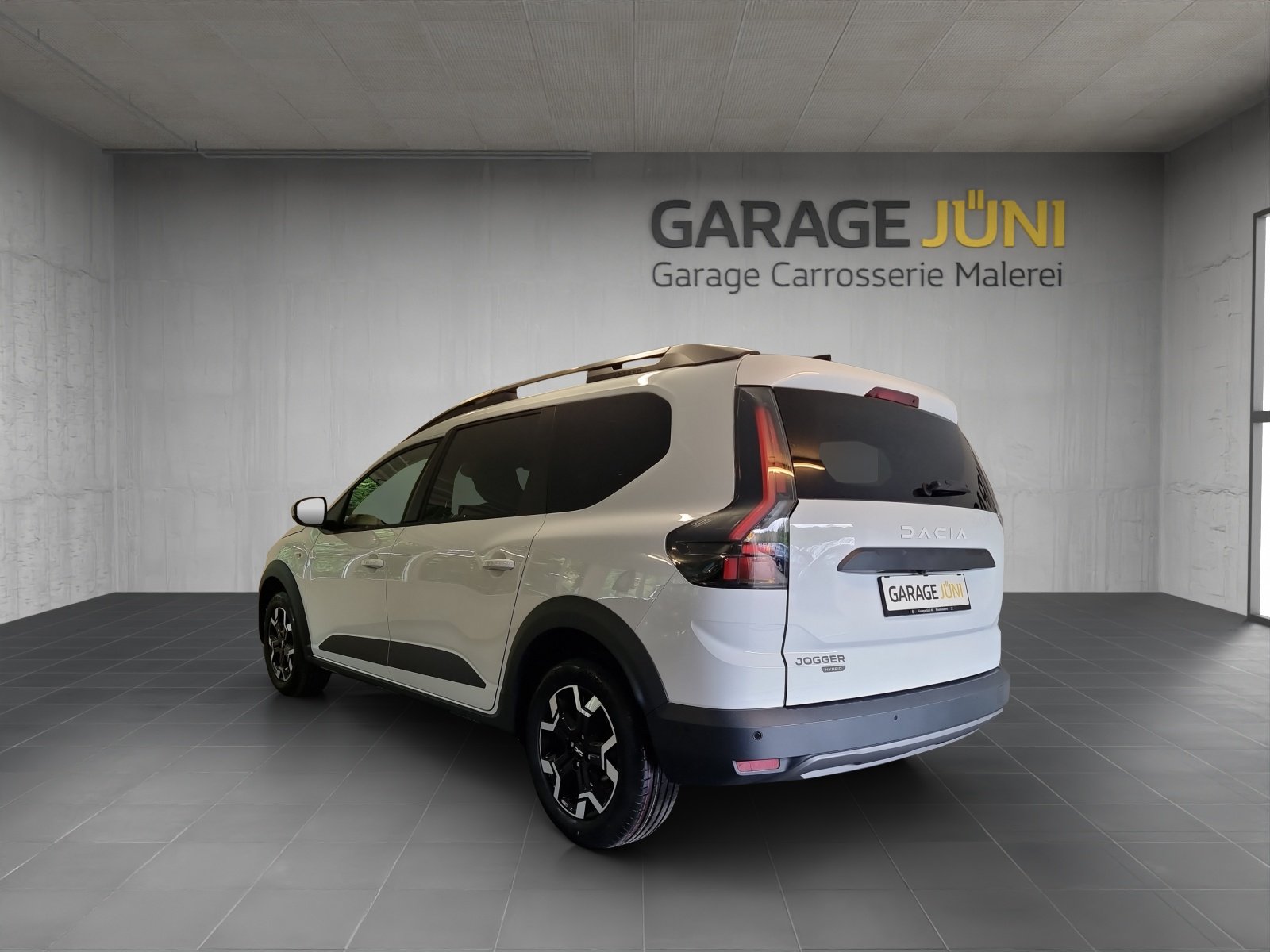 DACIA Jogger 1.8 Hybrid Journey, Full-Hybrid Petrol/Electric, New car, Automatic - 4