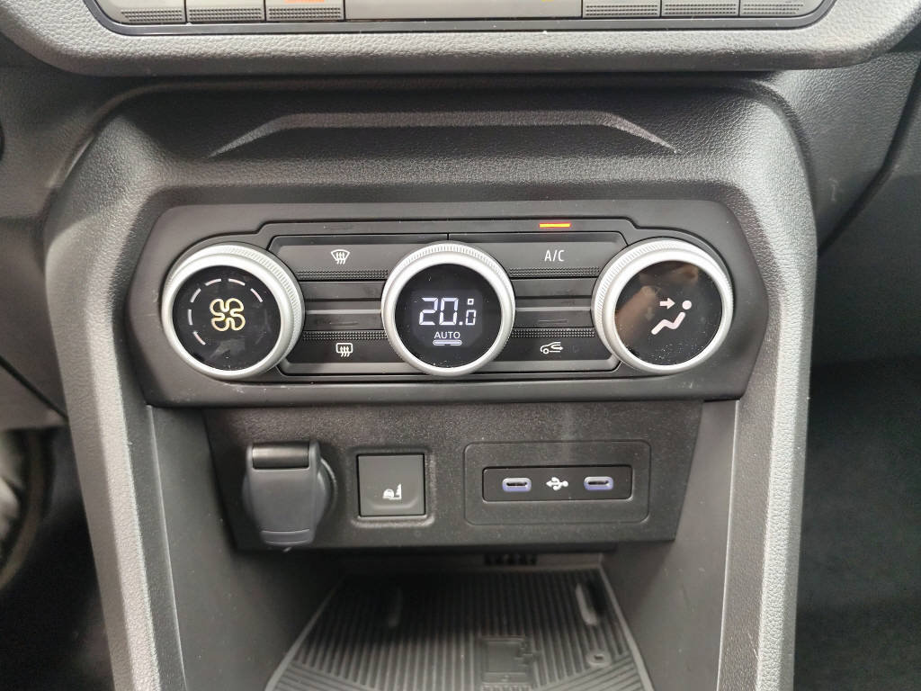 DACIA Jogger 1.8 Hybrid Extreme, Full-Hybrid Petrol/Electric, New car, Automatic - 6