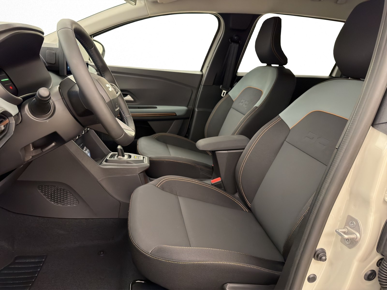 DACIA Jogger 1.8 Hybrid Extreme 7PL, Hybride Intégral Essence/Électricité, Voiture nouvelle, Automatique - 7