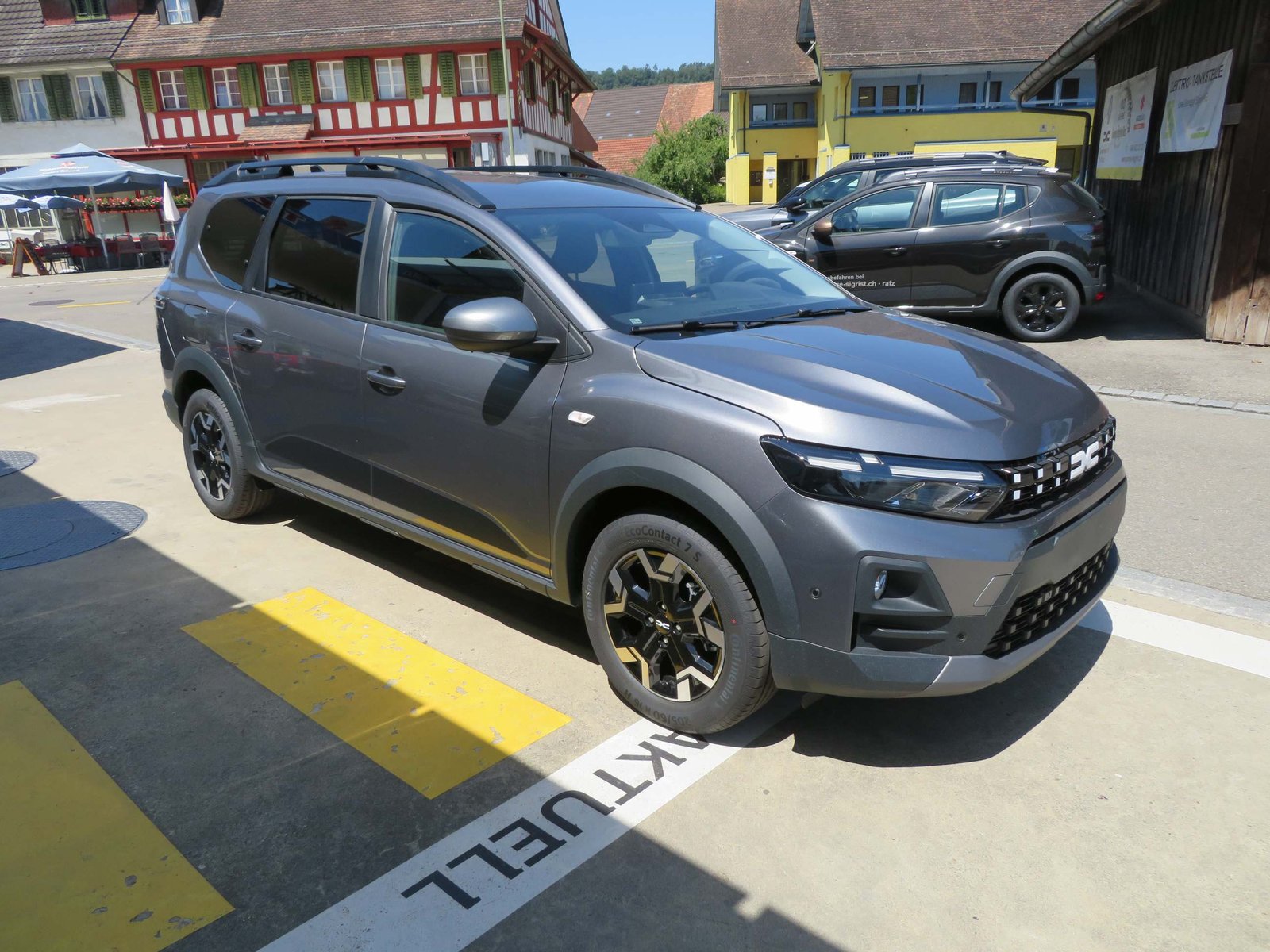 DACIA Jogger 1.8 Hybrid Journey 7P, Hybride Intégral Essence/Électricité, Voiture nouvelle, Automatique - 4