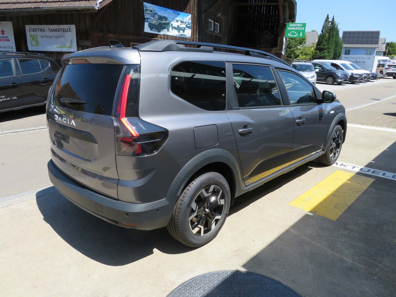 DACIA Jogger 1.8 Hybrid Journey 7P, Hybride Intégral Essence/Électricité, Voiture nouvelle, Automatique - 6