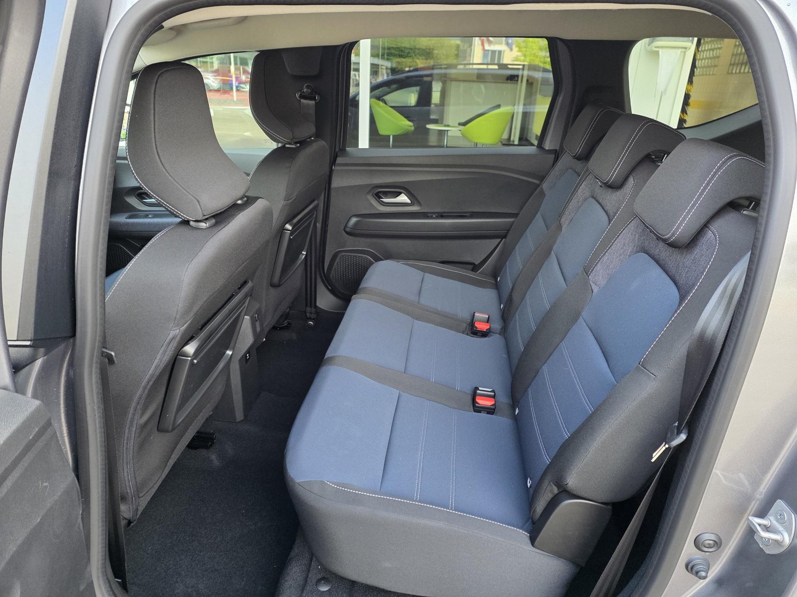 DACIA Jogger 1.8 Hybrid Journey, Full-Hybrid Petrol/Electric, New car, Automatic - 7