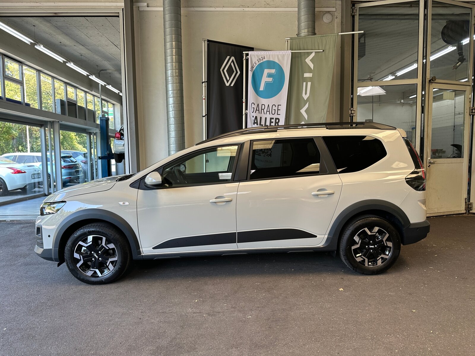 DACIA Jogger journey hybrid 155 5-Plätzer, Voll-Hybrid Benzin/Elektro, Neuwagen, Automatik - 2