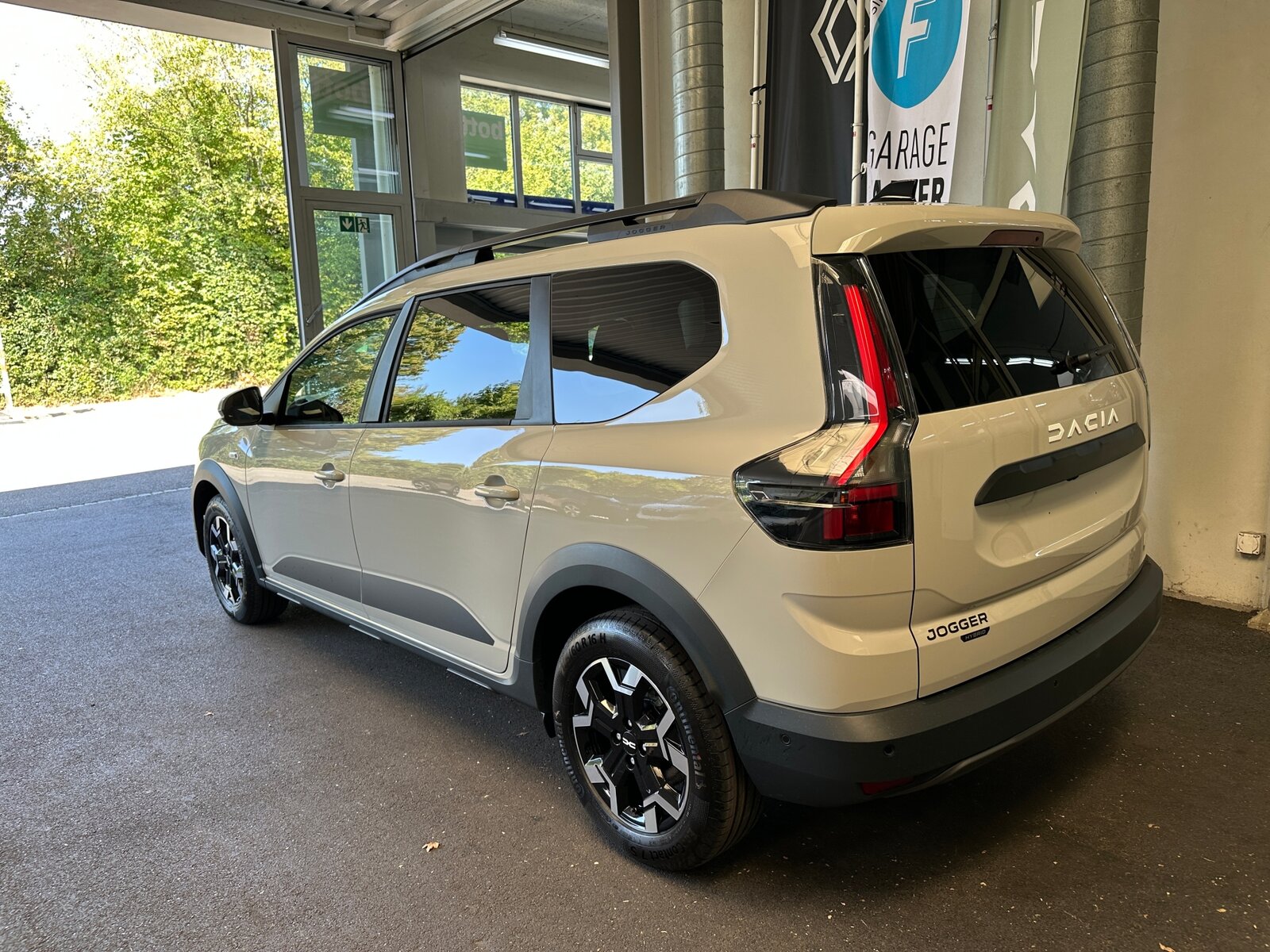 DACIA Jogger journey hybrid 155 5-Plätzer, Voll-Hybrid Benzin/Elektro, Neuwagen, Automatik - 3