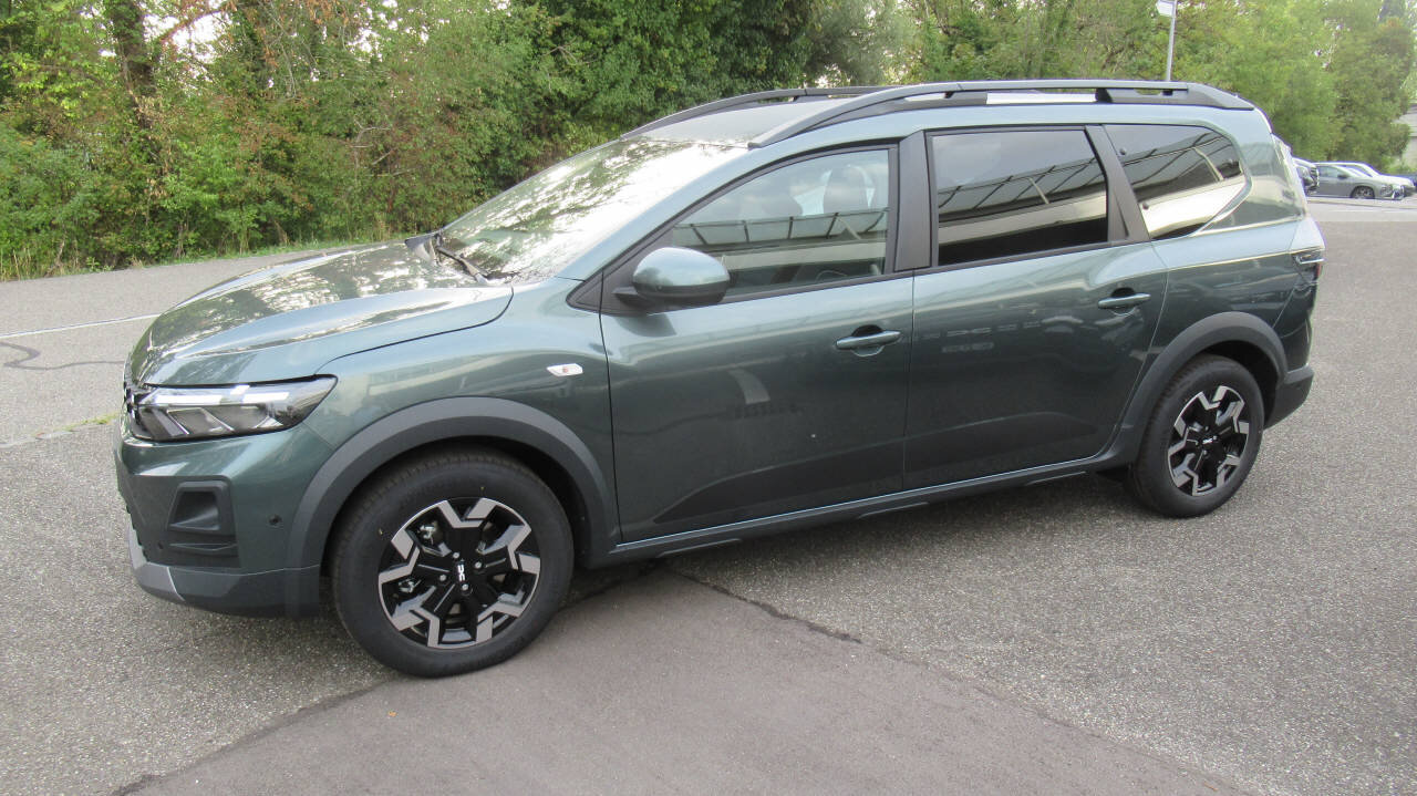 DACIA Jogger 1.8 Hybrid Journey 7P, Full-Hybrid Petrol/Electric, New car, Automatic - 2