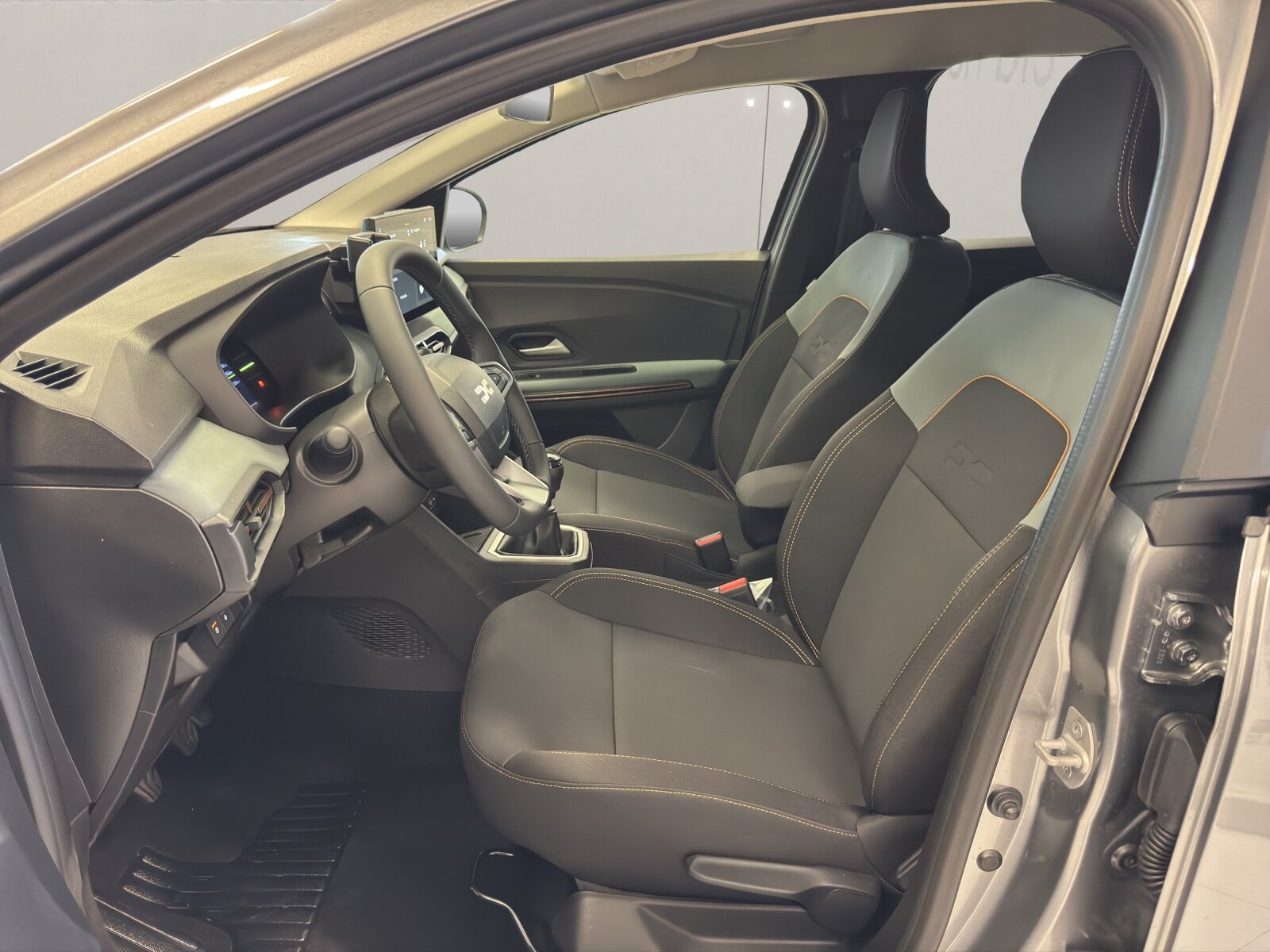 DACIA Jogger 1.0 TCe Extreme, Petrol, New car, Manual - 4
